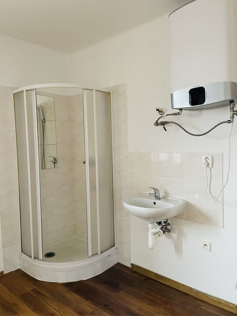 Small studio flat to rent, 25 m², 28. října, Ostrava, Moravskoslezský Region Small studio flat to rent, 25 m², 28. října, Ostrava, Moravskoslezský Region