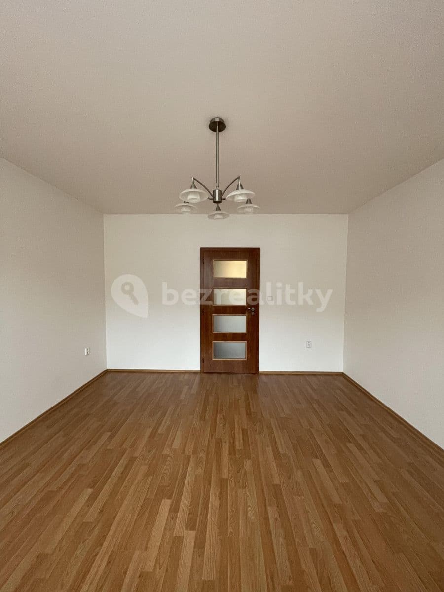 1 bedroom with open-plan kitchen flat to rent, 37 m², Rotalova, Brno, Jihomoravský Region 1 bedroom with open-plan kitchen flat to rent, 37 m², Rotalova, Brno, Jihomoravský Region