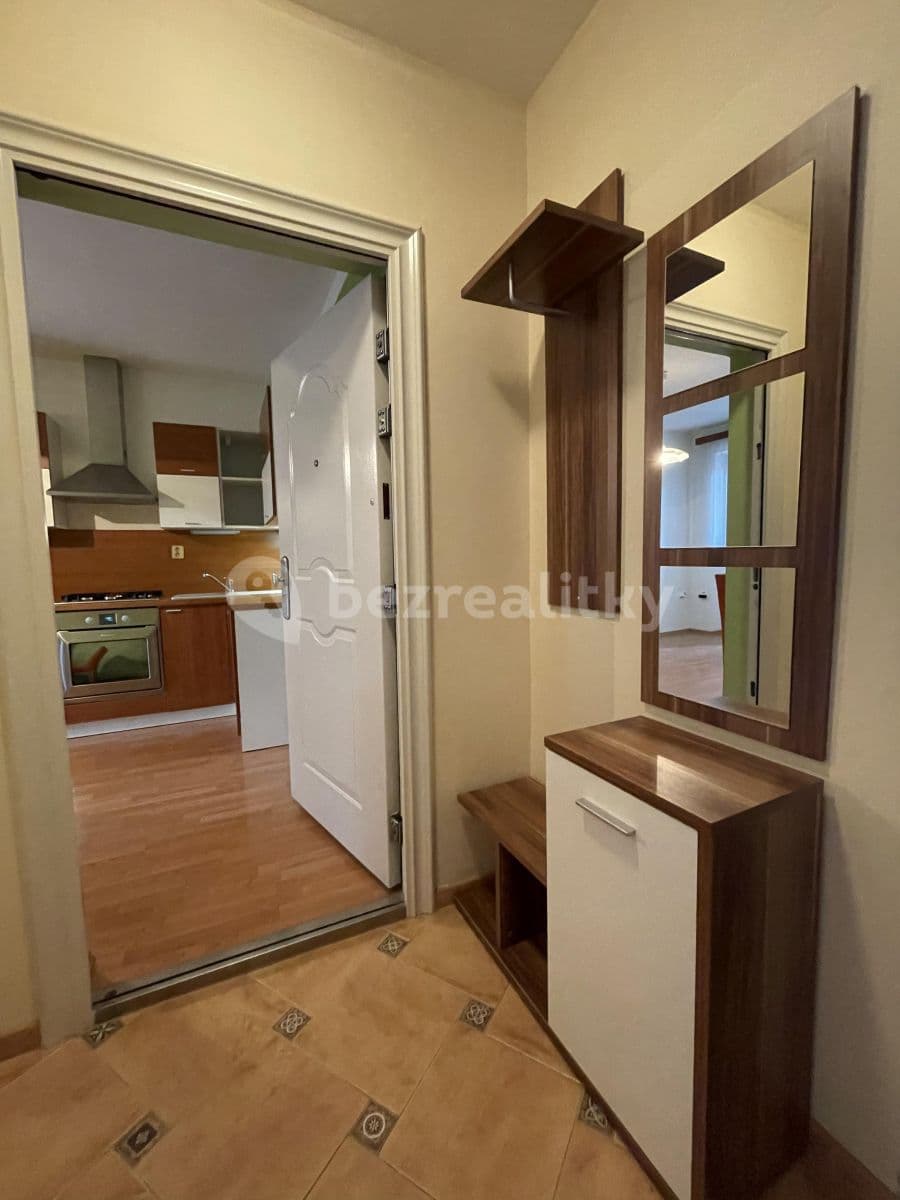 1 bedroom with open-plan kitchen flat to rent, 37 m², Rotalova, Brno, Jihomoravský Region 1 bedroom with open-plan kitchen flat to rent, 37 m², Rotalova, Brno, Jihomoravský Region