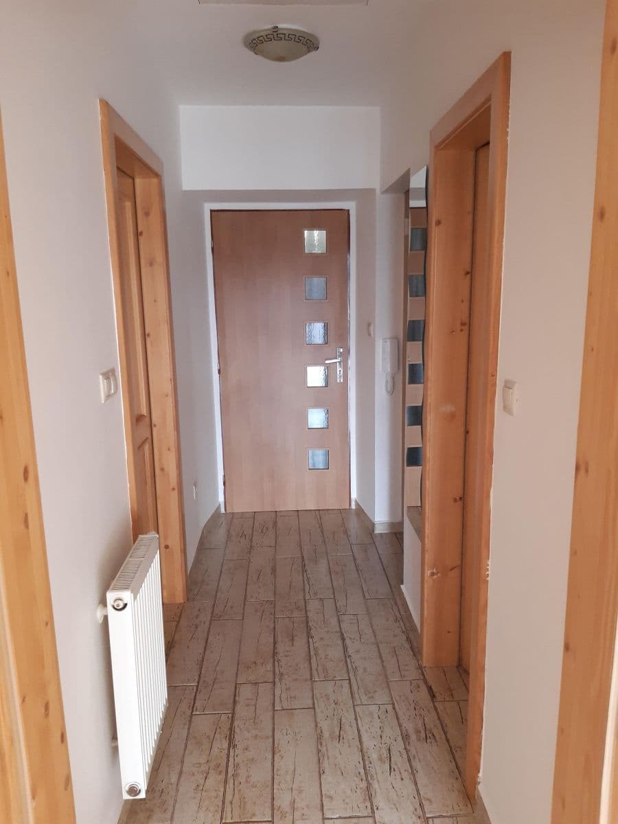 1 bedroom with open-plan kitchen flat to rent, 67 m², Masarykovo náměstí, Stříbro, Plzeňský Region 1 bedroom with open-plan kitchen flat to rent, 67 m², Masarykovo náměstí, Stříbro, Plzeňský Region