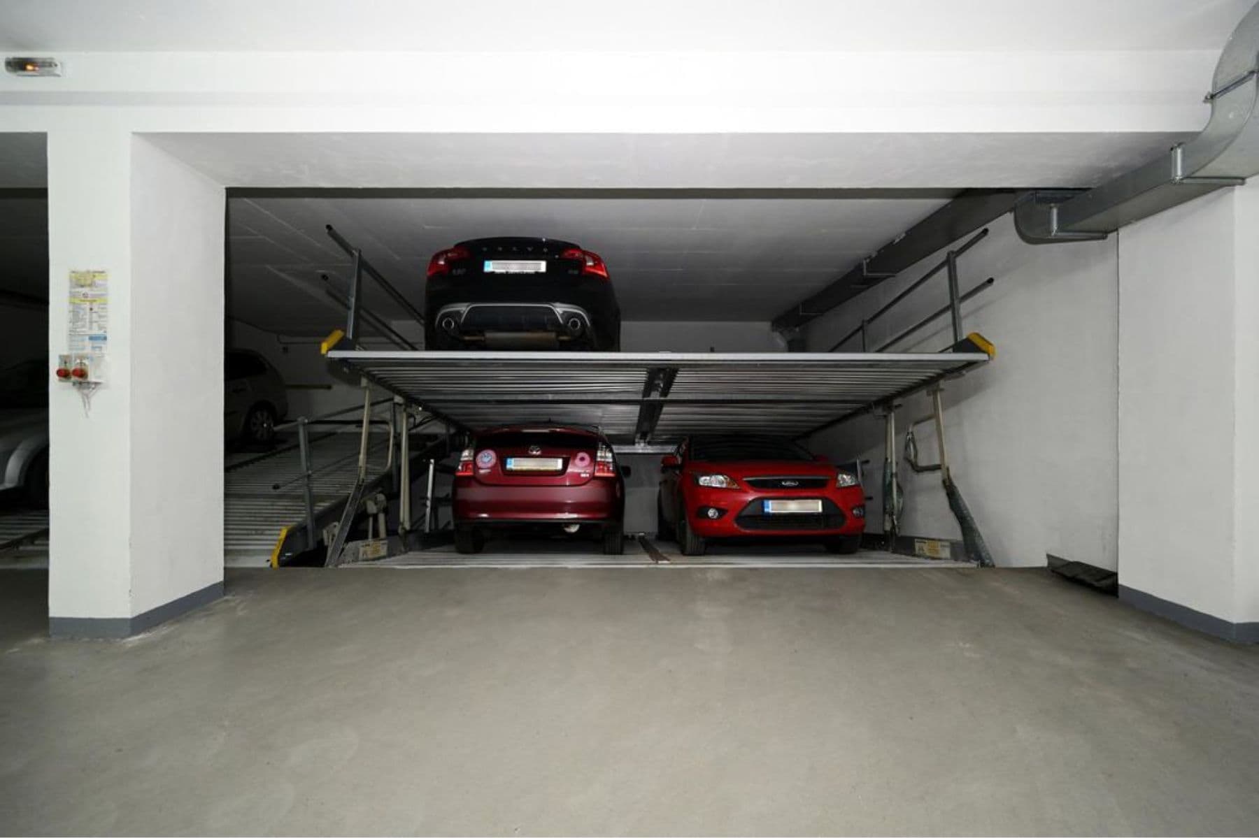 garage to rent, 10 m², Voroněžská, Prague, Prague garage to rent, 10 m², Voroněžská, Prague, Prague