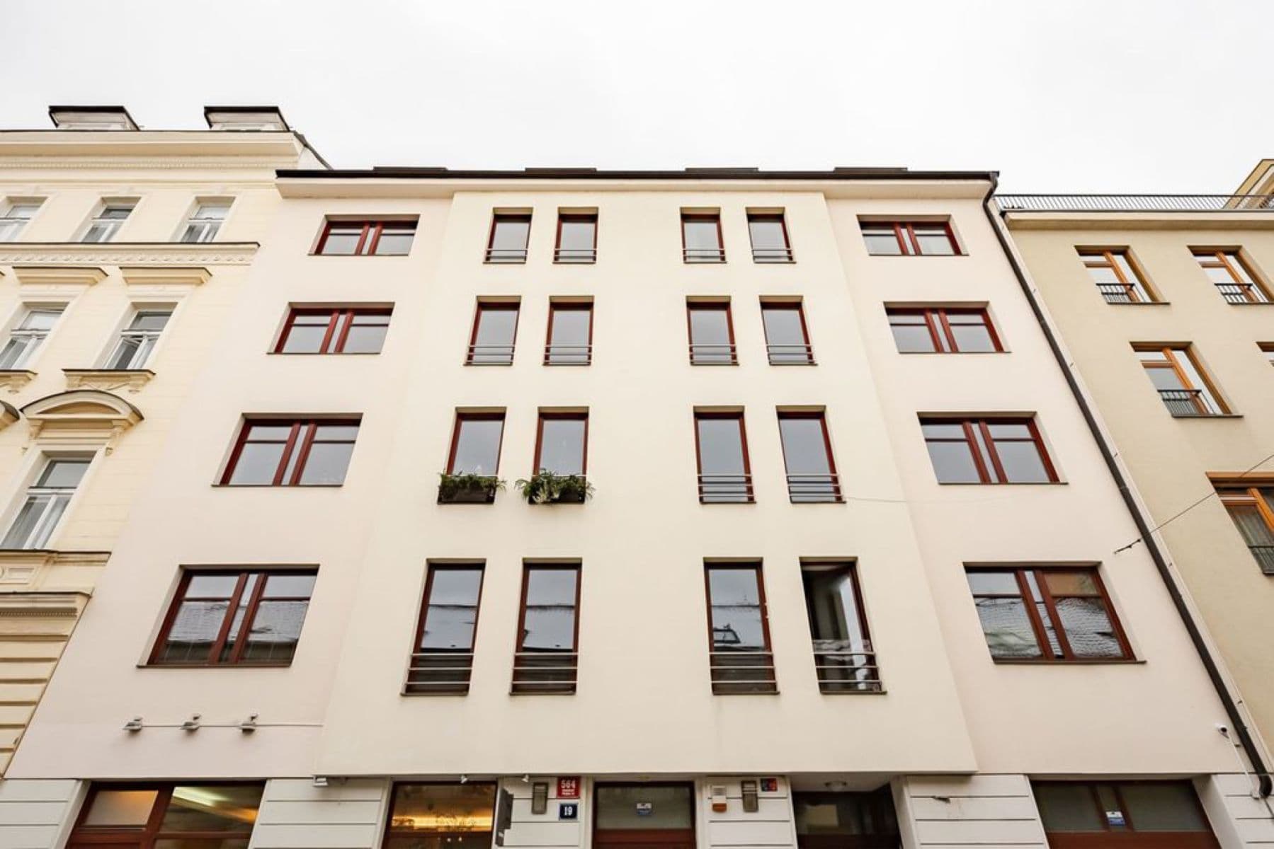 garage to rent, 10 m², Voroněžská, Prague, Prague garage to rent, 10 m², Voroněžská, Prague, Prague