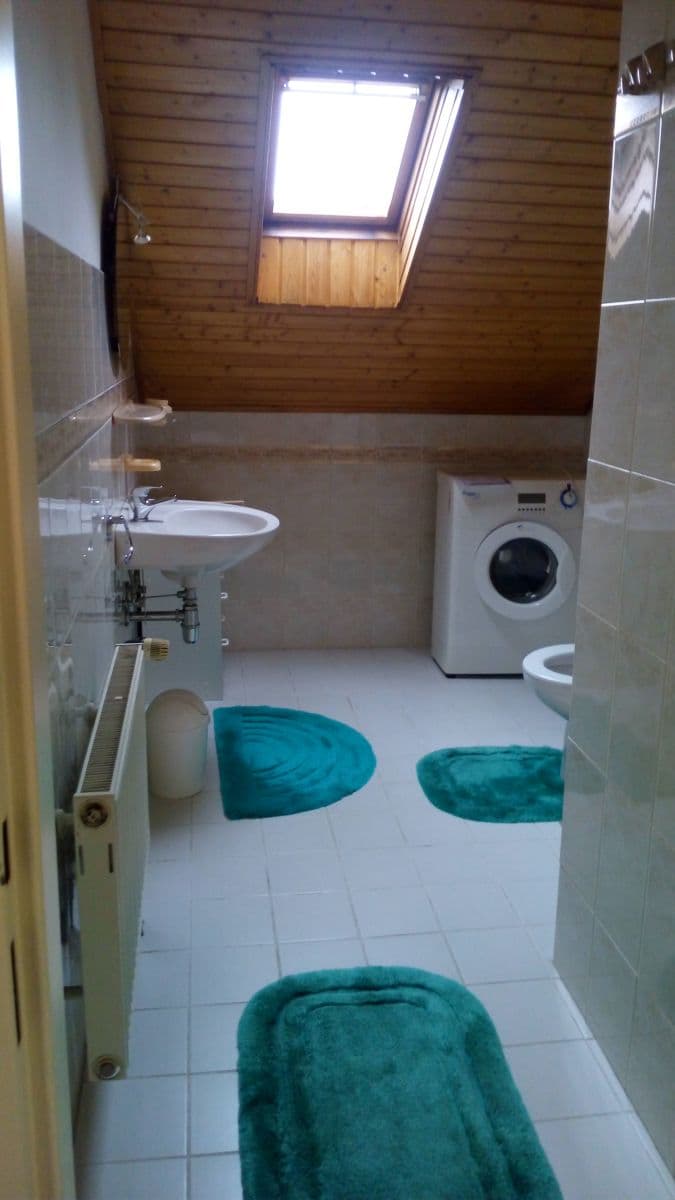 2 bedroom with open-plan kitchen flat to rent, 75 m², Rakovnická, Prague, Prague 2 bedroom with open-plan kitchen flat to rent, 75 m², Rakovnická, Prague, Prague