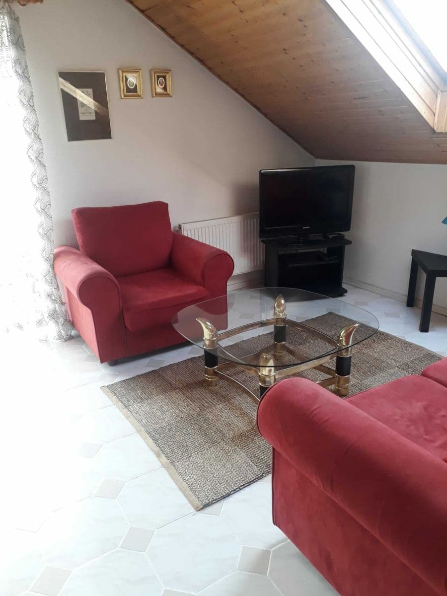 2 bedroom with open-plan kitchen flat to rent, 75 m², Rakovnická, Prague, Prague 2 bedroom with open-plan kitchen flat to rent, 75 m², Rakovnická, Prague, Prague