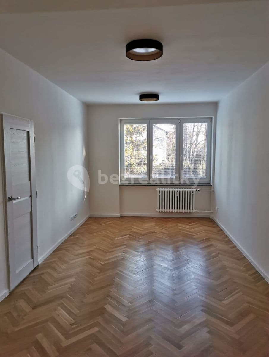 3 bedroom flat to rent, 64 m², Brigádníků, Prague, Prague 3 bedroom flat to rent, 64 m², Brigádníků, Prague, Prague