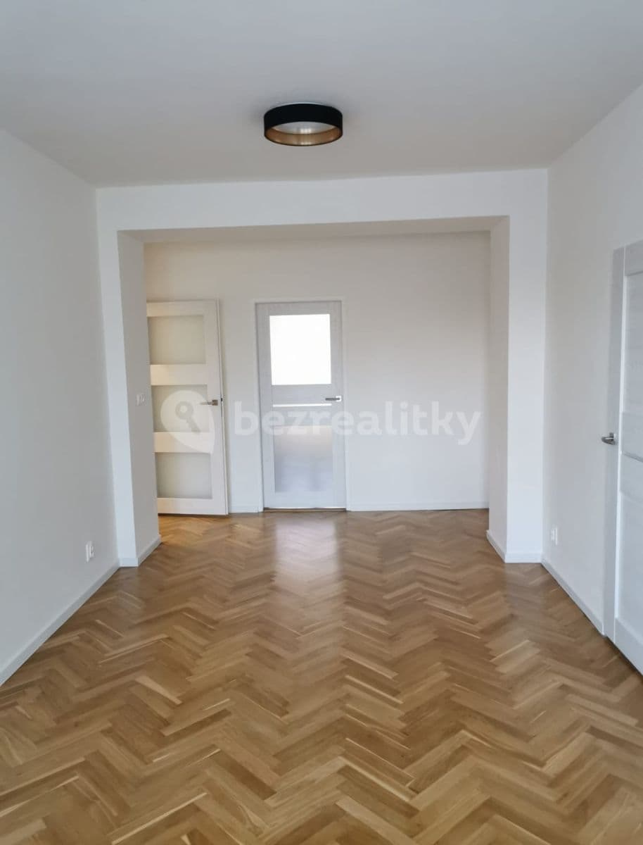 3 bedroom flat to rent, 64 m², Brigádníků, Prague, Prague 3 bedroom flat to rent, 64 m², Brigádníků, Prague, Prague