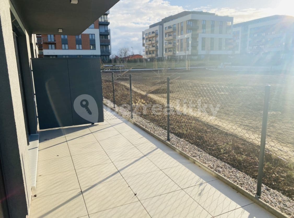 1 bedroom with open-plan kitchen flat to rent, 52 m², Pražský okruh, Prague, Prague 1 bedroom with open-plan kitchen flat to rent, 52 m², Pražský okruh, Prague, Prague