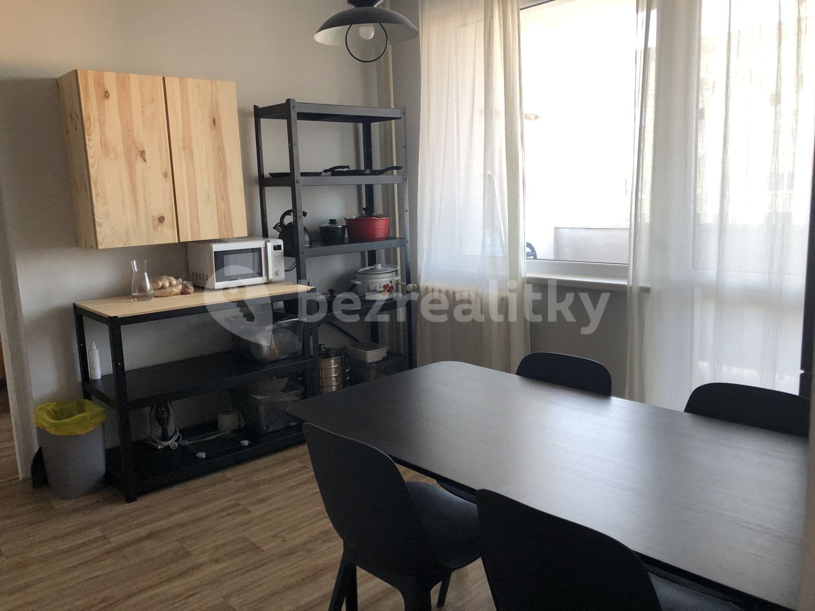 4 bedroom flat to rent, 96 m², Krušnohorská, Karlovy Vary, Karlovarský Region 4 bedroom flat to rent, 96 m², Krušnohorská, Karlovy Vary, Karlovarský Region