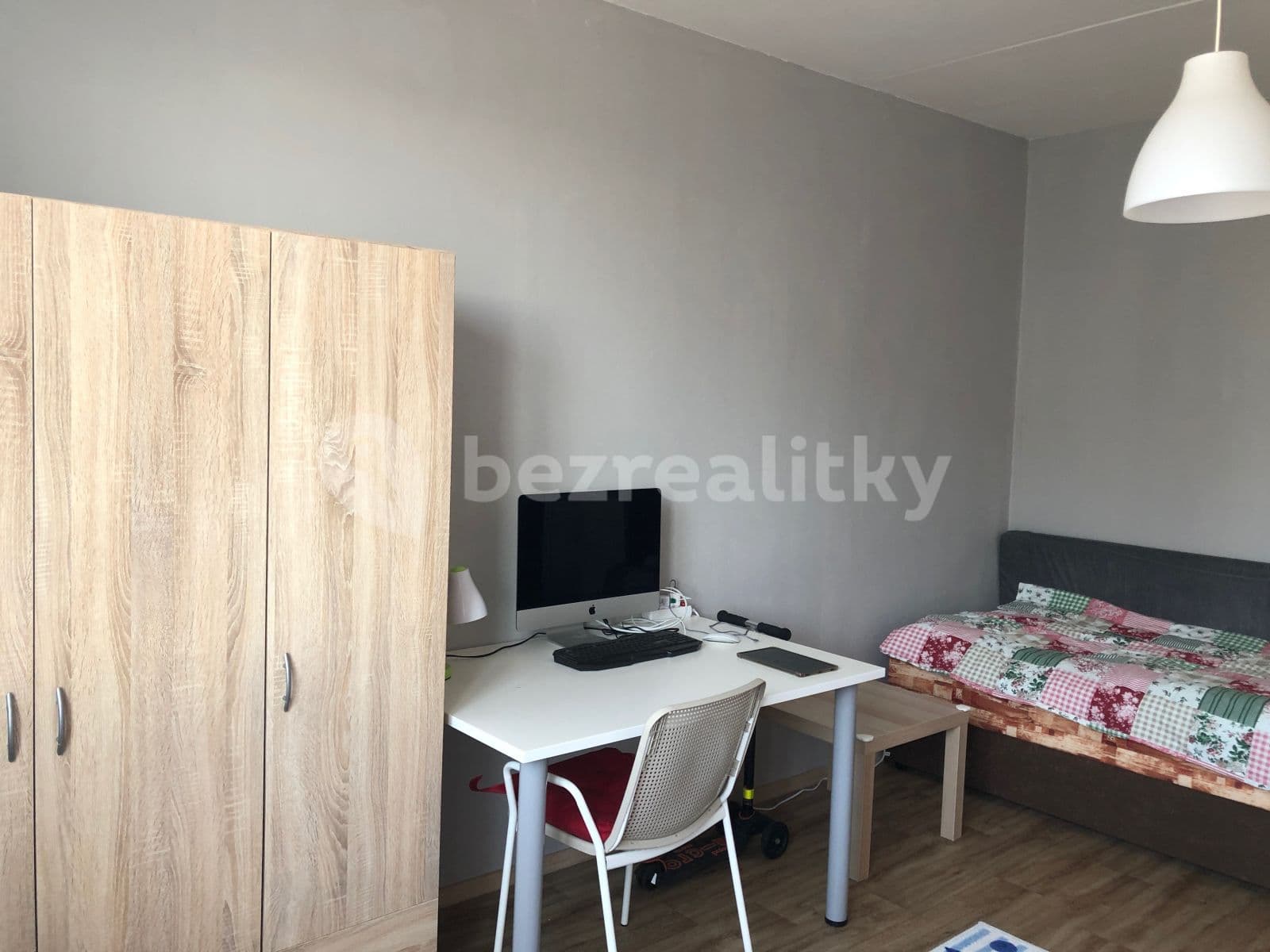 4 bedroom flat to rent, 96 m², Krušnohorská, Karlovy Vary, Karlovarský Region 4 bedroom flat to rent, 96 m², Krušnohorská, Karlovy Vary, Karlovarský Region