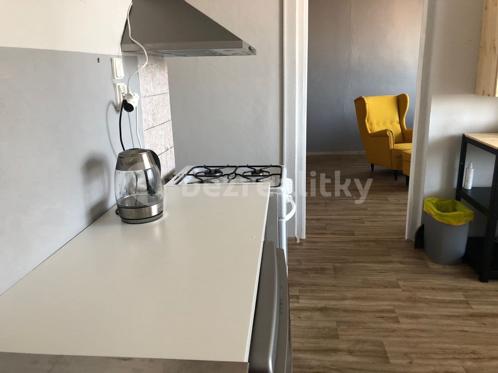4 bedroom flat to rent, 96 m², Krušnohorská, Karlovy Vary, Karlovarský Region 4 bedroom flat to rent, 96 m², Krušnohorská, Karlovy Vary, Karlovarský Region