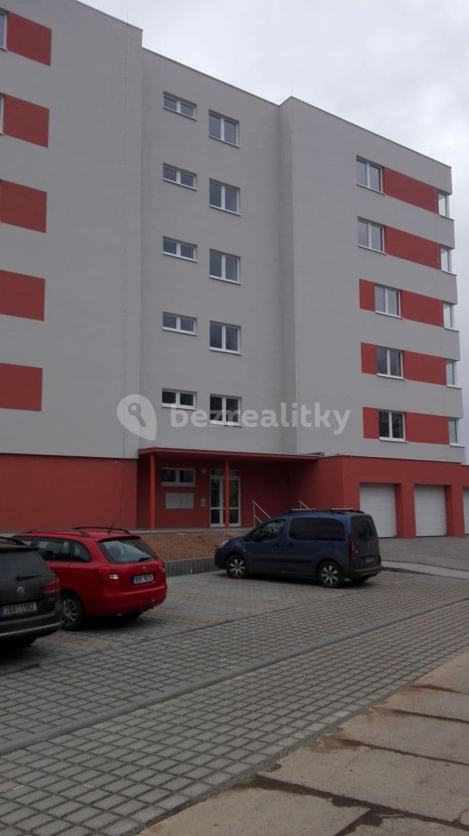 Studio flat to rent, 33 m², Maru Špačkové, Rakovník, Středočeský Region Studio flat to rent, 33 m², Maru Špačkové, Rakovník, Středočeský Region