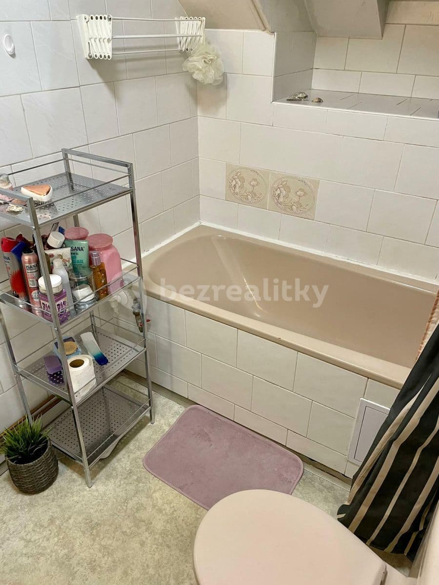 3 bedroom flat to rent, 15 m², Pod Zemankou, Prague, Prague 3 bedroom flat to rent, 15 m², Pod Zemankou, Prague, Prague