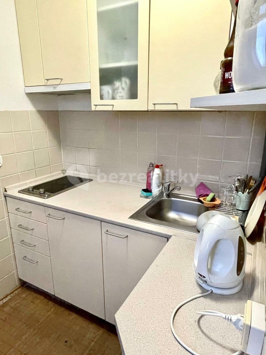 3 bedroom flat to rent, 15 m², Pod Zemankou, Prague, Prague 3 bedroom flat to rent, 15 m², Pod Zemankou, Prague, Prague