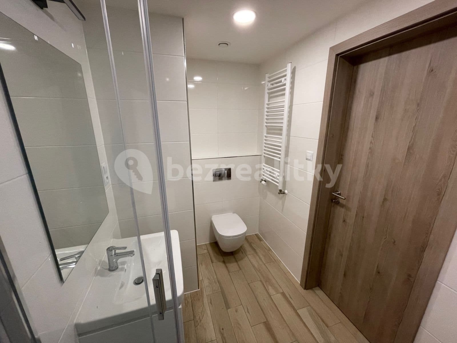 Studio flat to rent, 32 m², Do Zahrádek I, Prague, Prague Studio flat to rent, 32 m², Do Zahrádek I, Prague, Prague