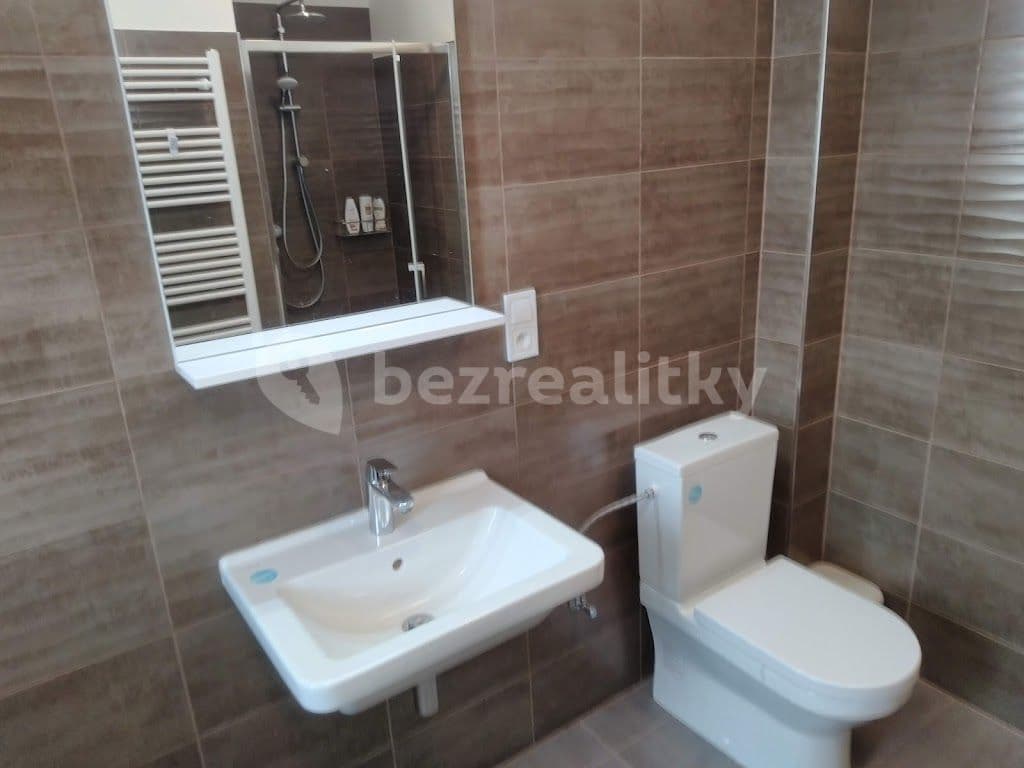2 bedroom with open-plan kitchen flat to rent, 71 m², Družstevní, Přítluky, Jihomoravský Region 2 bedroom with open-plan kitchen flat to rent, 71 m², Družstevní, Přítluky, Jihomoravský Region