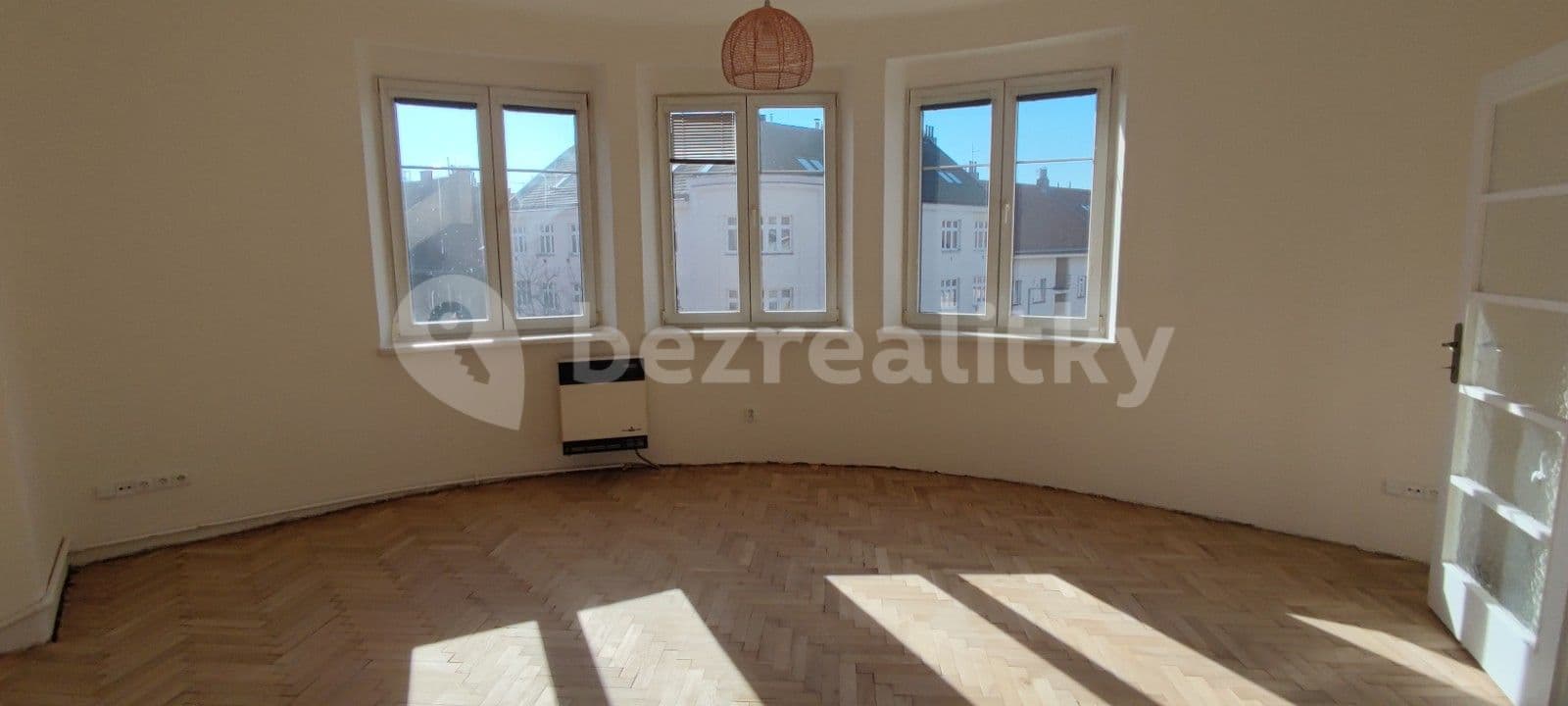 1 bedroom with open-plan kitchen flat to rent, 51 m², Kralická, Prague, Prague 1 bedroom with open-plan kitchen flat to rent, 51 m², Kralická, Prague, Prague
