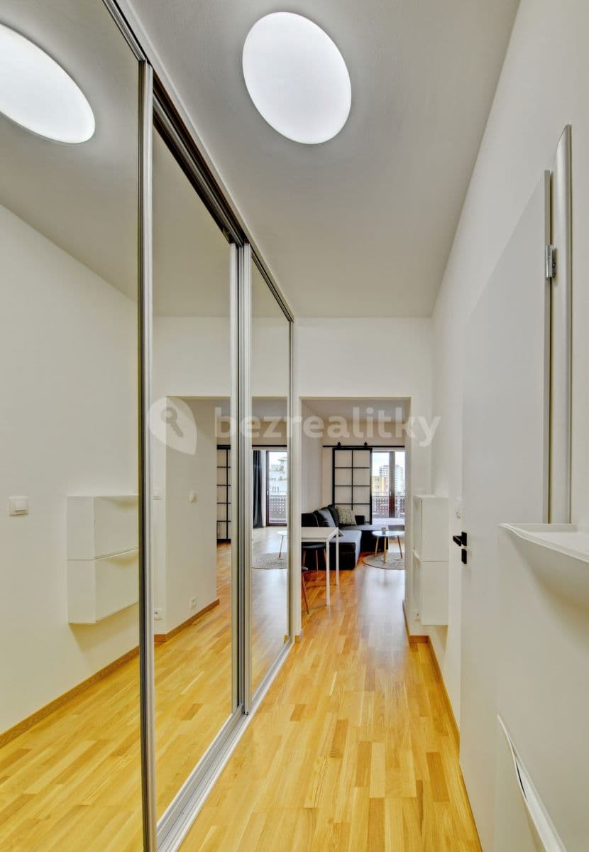 Studio flat to rent, 37 m², Na Slatince, Prague, Prague Studio flat to rent, 37 m², Na Slatince, Prague, Prague