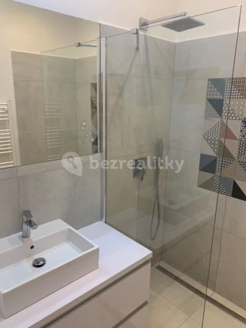 1 bedroom with open-plan kitchen flat to rent, 52 m², Kolbenova, Prague, Prague 1 bedroom with open-plan kitchen flat to rent, 52 m², Kolbenova, Prague, Prague