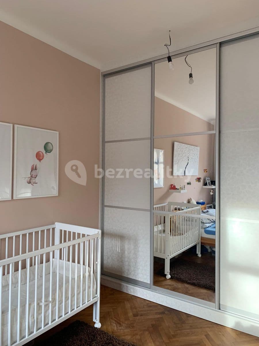 1 bedroom with open-plan kitchen flat to rent, 52 m², Kolbenova, Prague, Prague 1 bedroom with open-plan kitchen flat to rent, 52 m², Kolbenova, Prague, Prague