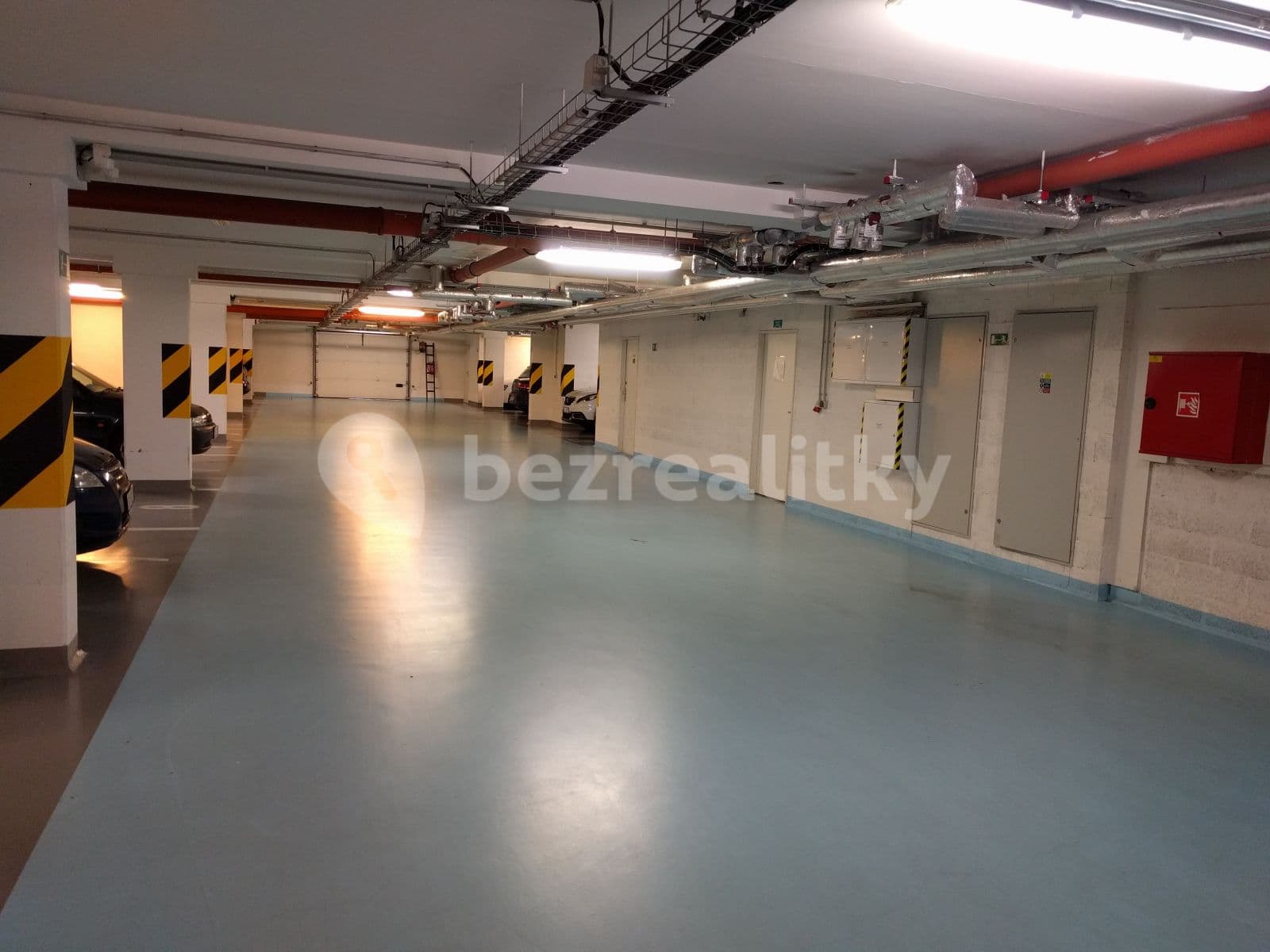 garage to rent, 15 m², Chotěšovská, Prague, Prague garage to rent, 15 m², Chotěšovská, Prague, Prague