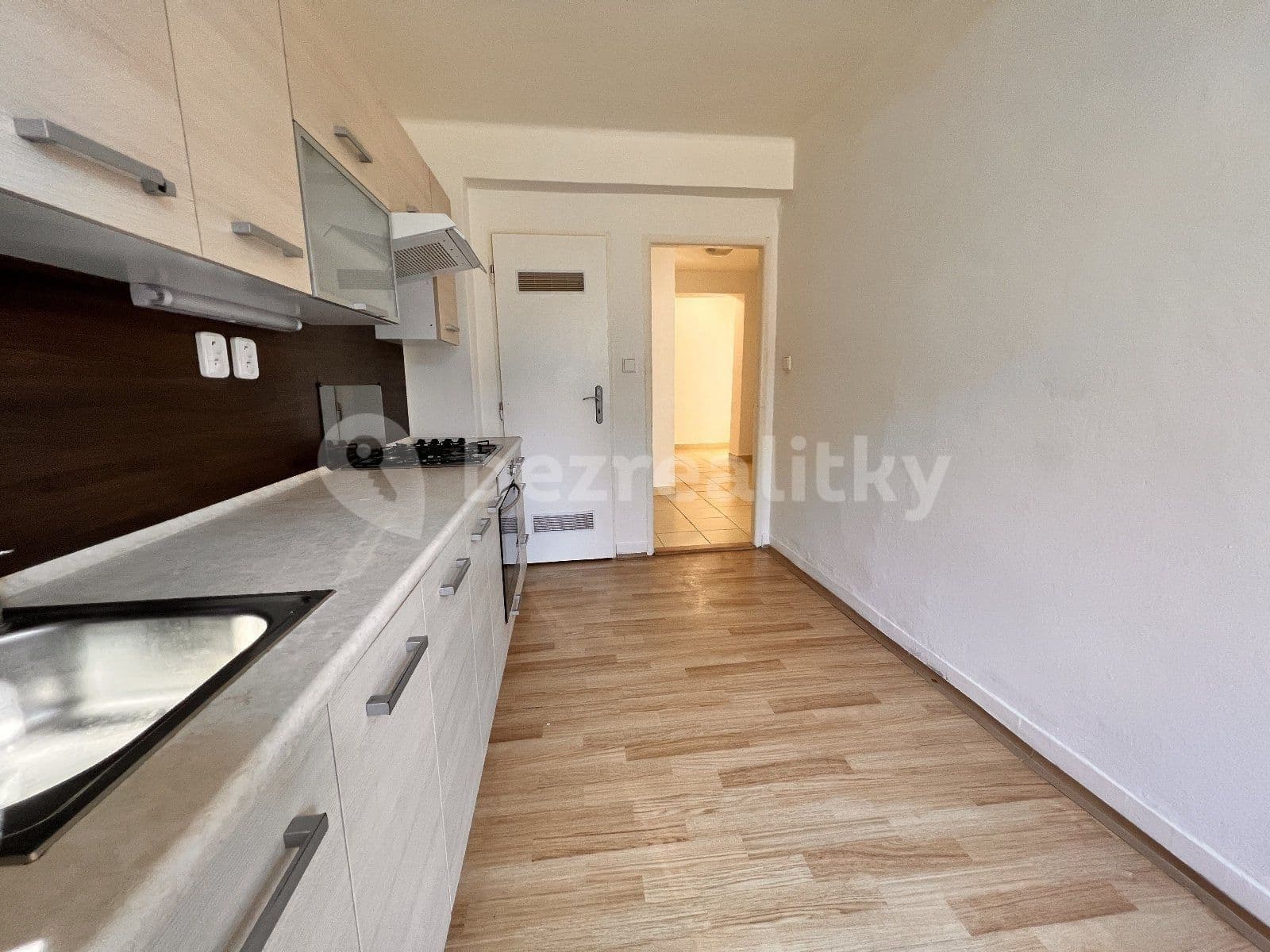 3 bedroom flat to rent, 76 m², Na Bělidle, Ostrava, Moravskoslezský Region