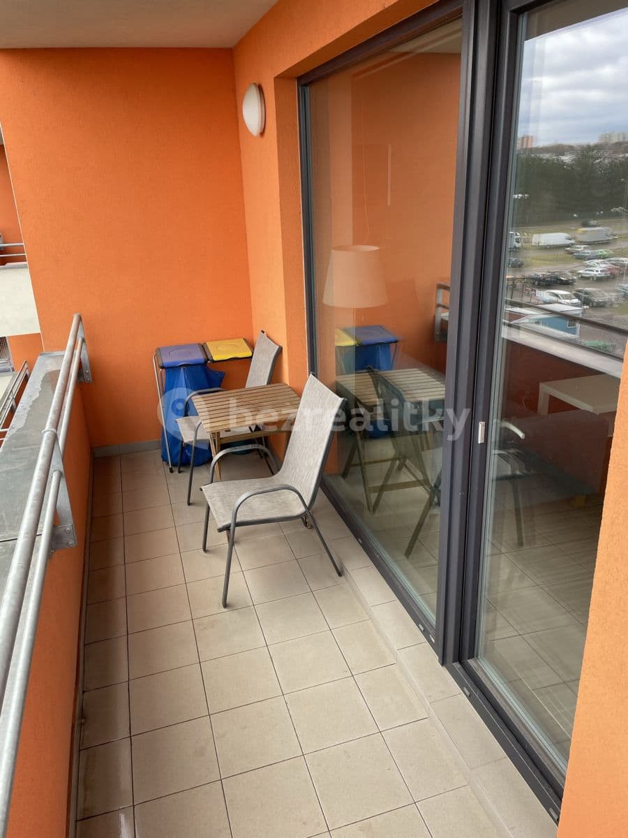 1 bedroom with open-plan kitchen flat to rent, 61 m², Kytínská, Prague, Prague 1 bedroom with open-plan kitchen flat to rent, 61 m², Kytínská, Prague, Prague