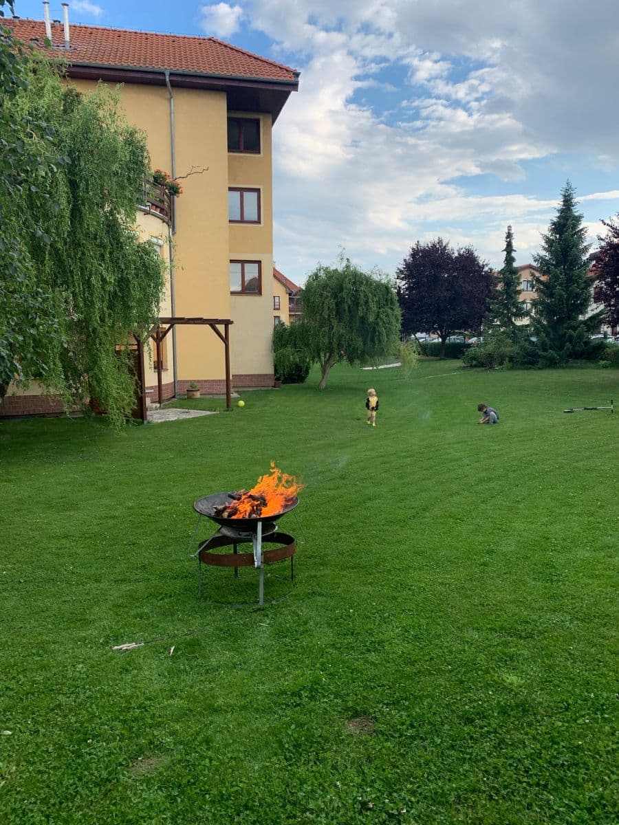 1 bedroom with open-plan kitchen flat to rent, 80 m², Mezi Domy, Jesenice, Středočeský Region 1 bedroom with open-plan kitchen flat to rent, 80 m², Mezi Domy, Jesenice, Středočeský Region