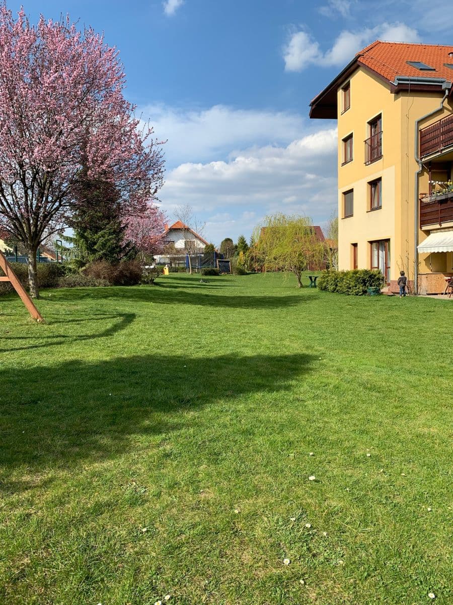 1 bedroom with open-plan kitchen flat to rent, 80 m², Mezi Domy, Jesenice, Středočeský Region 1 bedroom with open-plan kitchen flat to rent, 80 m², Mezi Domy, Jesenice, Středočeský Region