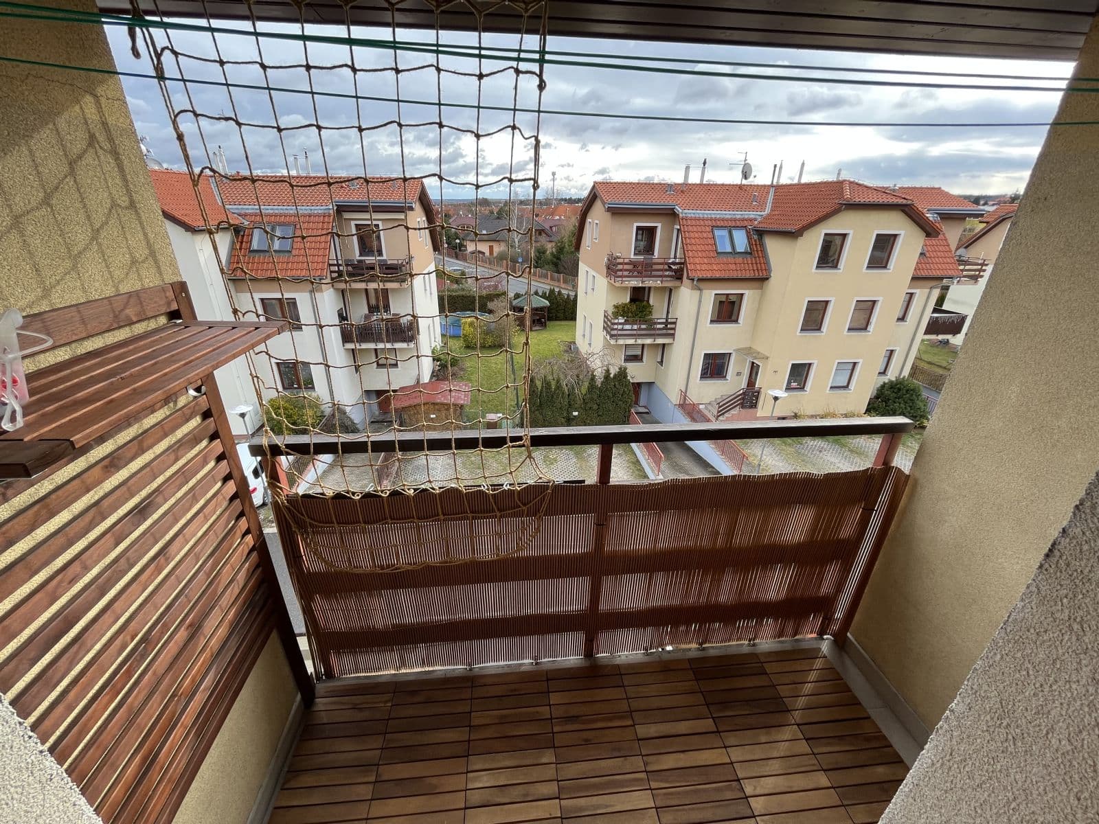 1 bedroom with open-plan kitchen flat to rent, 80 m², Mezi Domy, Jesenice, Středočeský Region 1 bedroom with open-plan kitchen flat to rent, 80 m², Mezi Domy, Jesenice, Středočeský Region