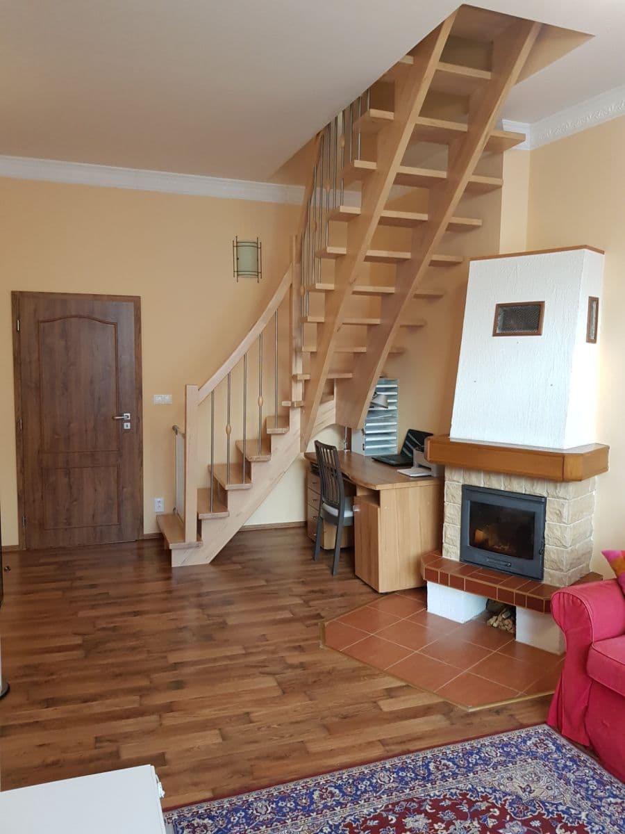 3 bedroom flat for sale, 85 m², Moravská, Karlovy Vary, Karlovarský Region 3 bedroom flat for sale, 85 m², Moravská, Karlovy Vary, Karlovarský Region