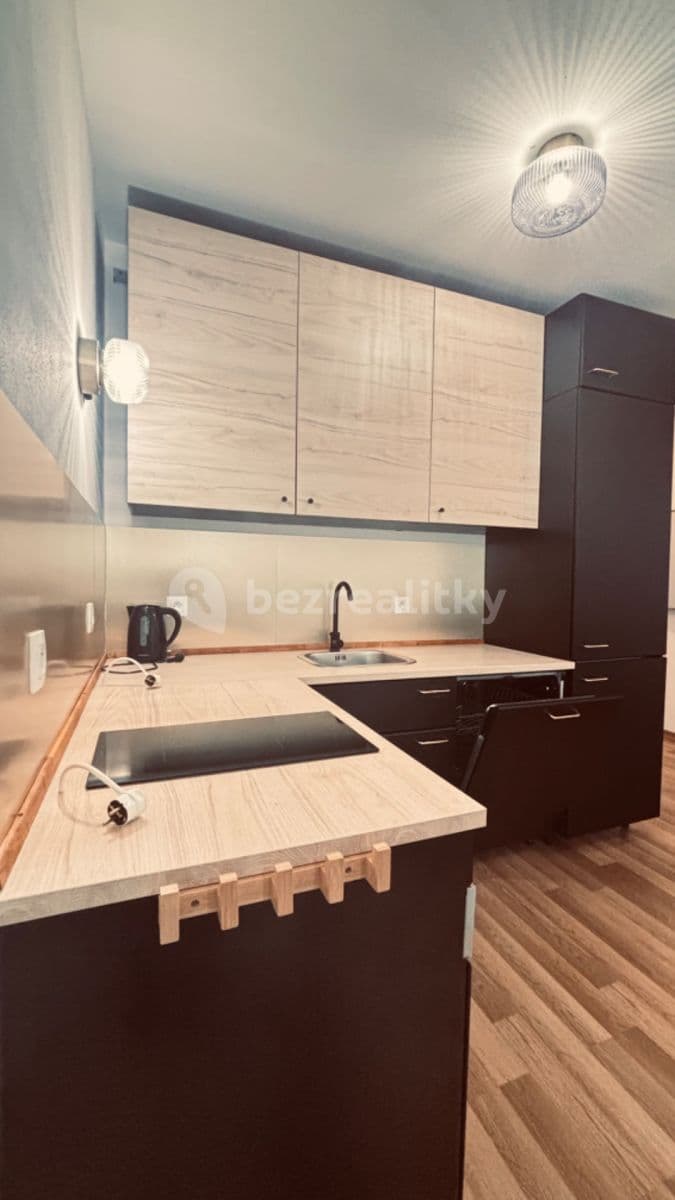 2 bedroom flat to rent, 45 m², Mickiewiczova, Bratislava - mestská časť Staré Mesto, Bratislavský Region 2 bedroom flat to rent, 45 m², Mickiewiczova, Bratislava - mestská časť Staré Mesto, Bratislavský Region