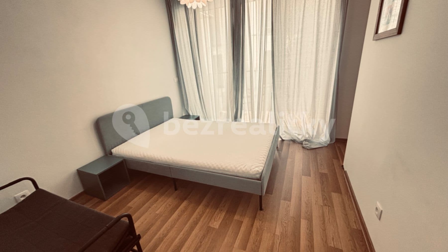2 bedroom flat to rent, 45 m², Mickiewiczova, Bratislava - mestská časť Staré Mesto, Bratislavský Region 2 bedroom flat to rent, 45 m², Mickiewiczova, Bratislava - mestská časť Staré Mesto, Bratislavský Region