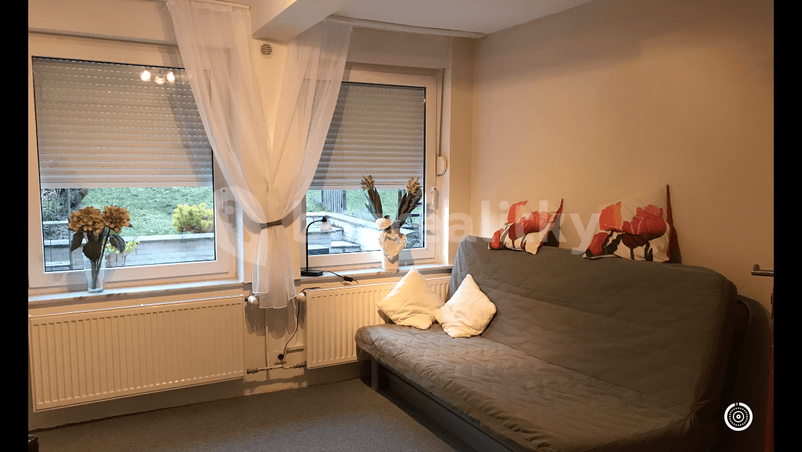Small studio flat to rent, 21 m², K Ovčínu, Prague, Prague Small studio flat to rent, 21 m², K Ovčínu, Prague, Prague