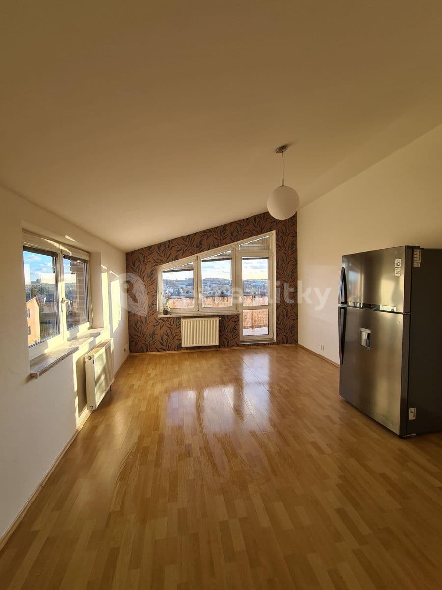 1 bedroom with open-plan kitchen flat to rent, 52 m², Za Sídlištěm, Dolní Břežany, Středočeský Region 1 bedroom with open-plan kitchen flat to rent, 52 m², Za Sídlištěm, Dolní Břežany, Středočeský Region