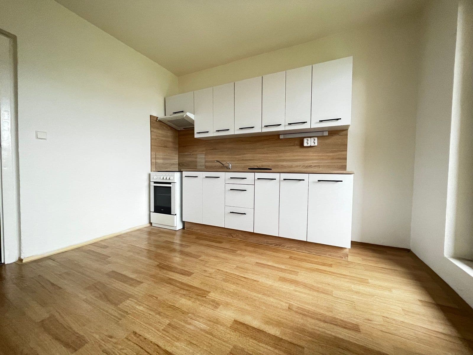 2 bedroom flat to rent, 67 m², Okružní, Orlová, Moravskoslezský Region 2 bedroom flat to rent, 67 m², Okružní, Orlová, Moravskoslezský Region