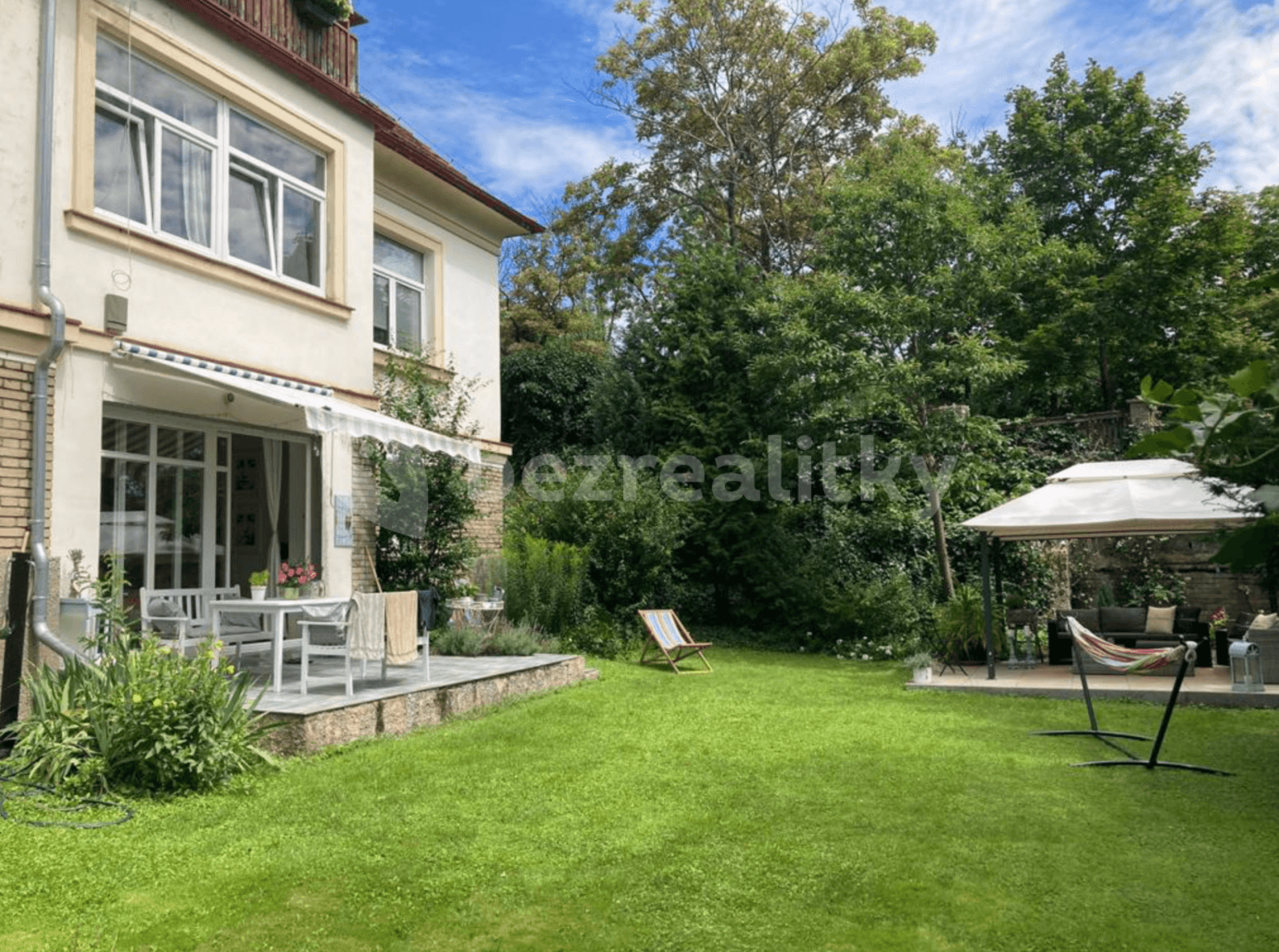 1 bedroom with open-plan kitchen flat to rent, 75 m², Pod Hájem, Prague, Prague 1 bedroom with open-plan kitchen flat to rent, 75 m², Pod Hájem, Prague, Prague