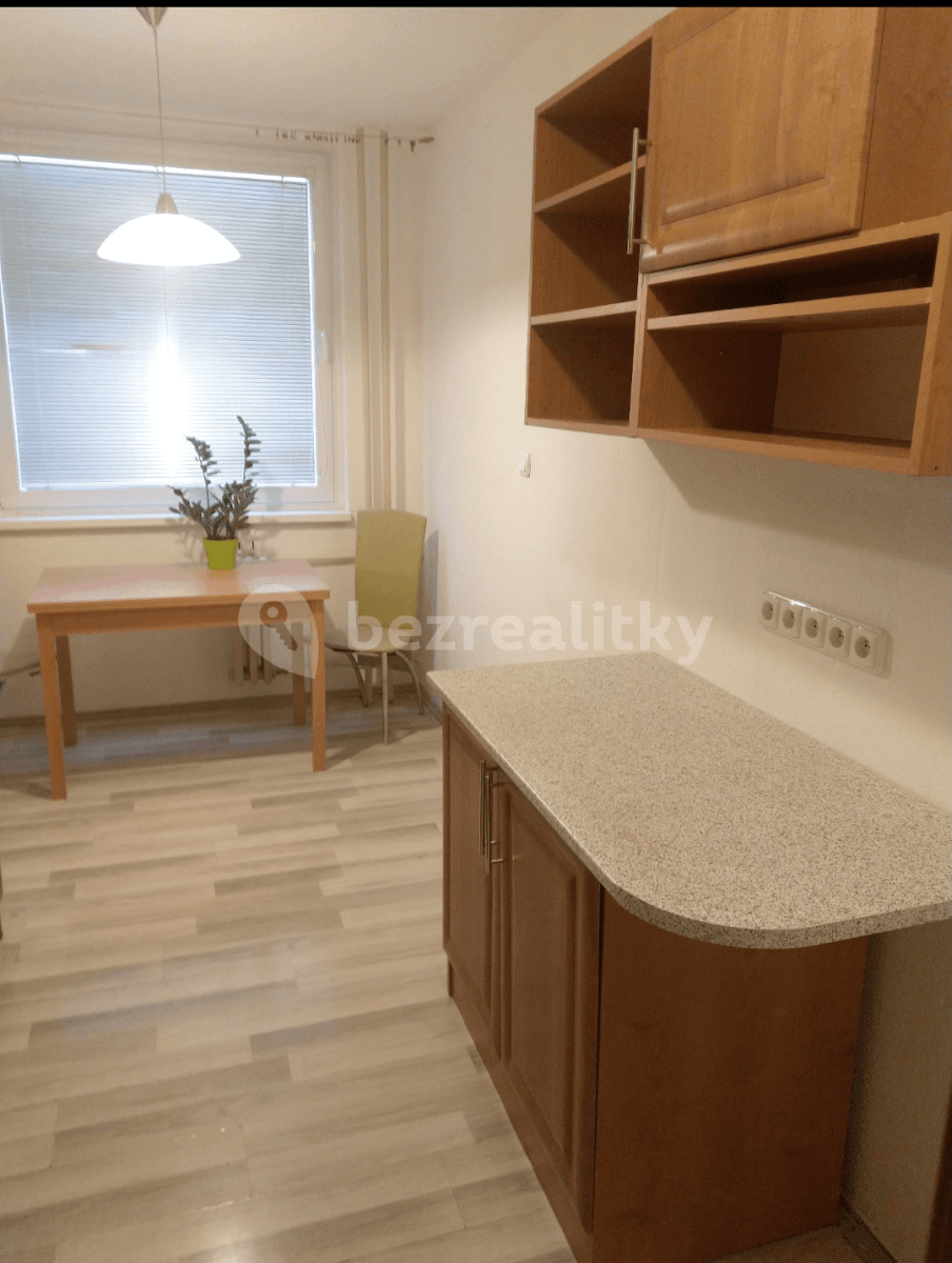 3 bedroom flat to rent, 73 m², Suchý vršek, Prague, Prague 3 bedroom flat to rent, 73 m², Suchý vršek, Prague, Prague