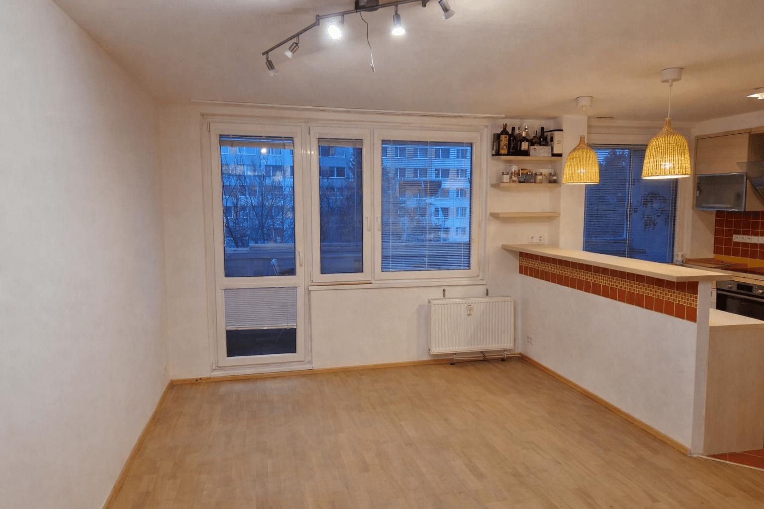 2 bedroom with open-plan kitchen flat to rent, 80 m², Amforova, Prague, Prague 2 bedroom with open-plan kitchen flat to rent, 80 m², Amforova, Prague, Prague
