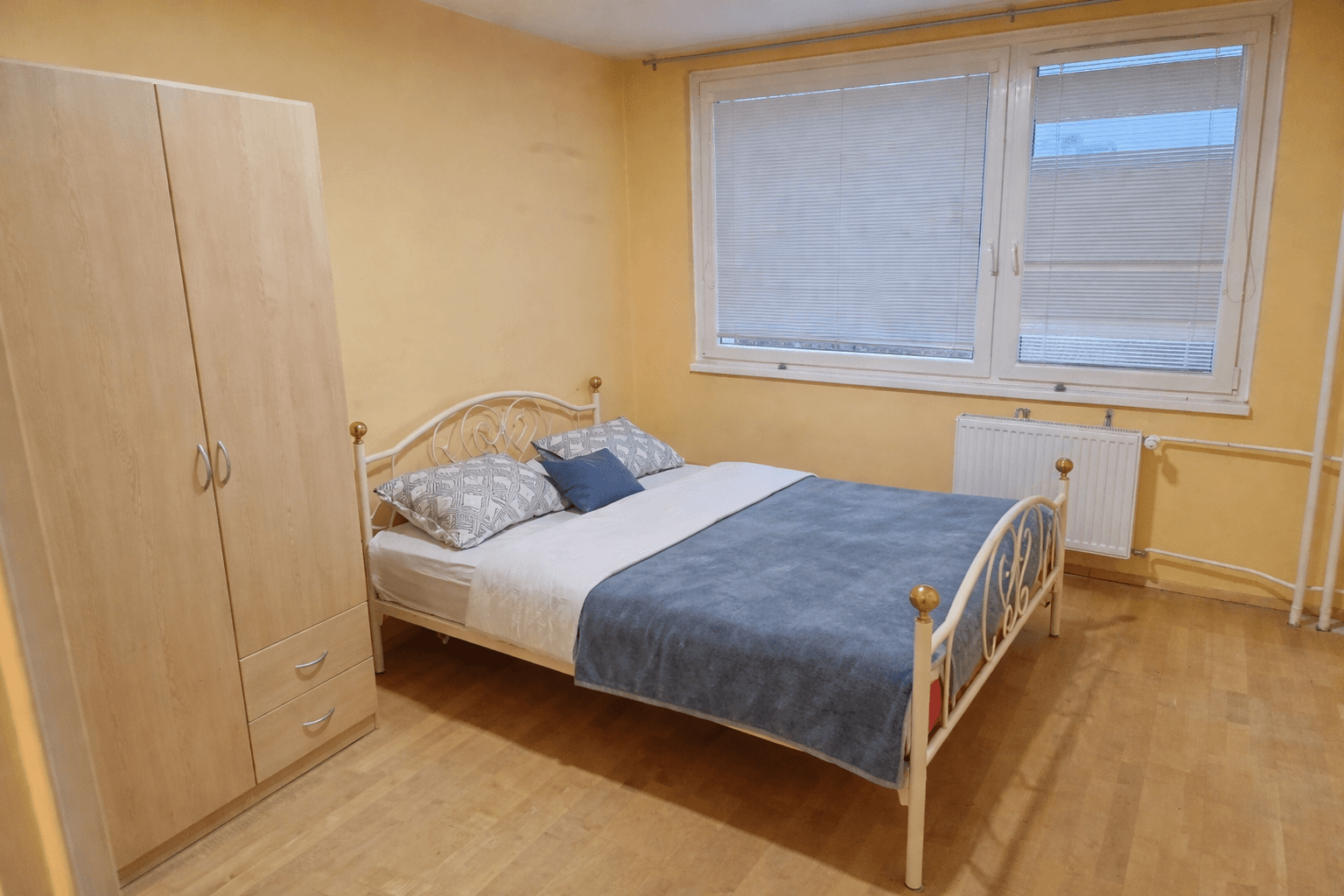 2 bedroom with open-plan kitchen flat to rent, 80 m², Amforova, Prague, Prague 2 bedroom with open-plan kitchen flat to rent, 80 m², Amforova, Prague, Prague