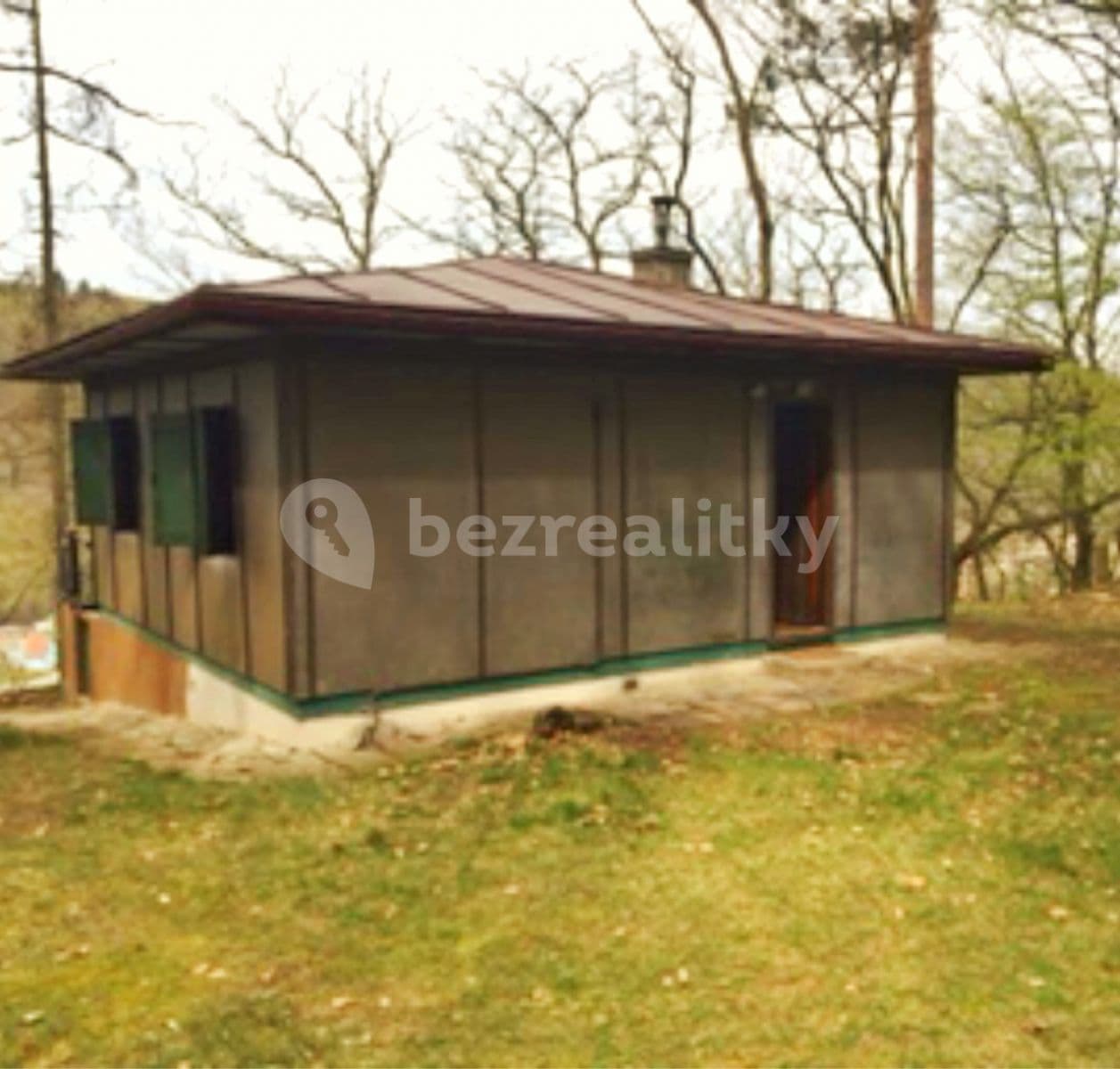 recreational property to rent, 30 m², K Sekance, Hradištko, Středočeský Region recreational property to rent, 30 m², K Sekance, Hradištko, Středočeský Region