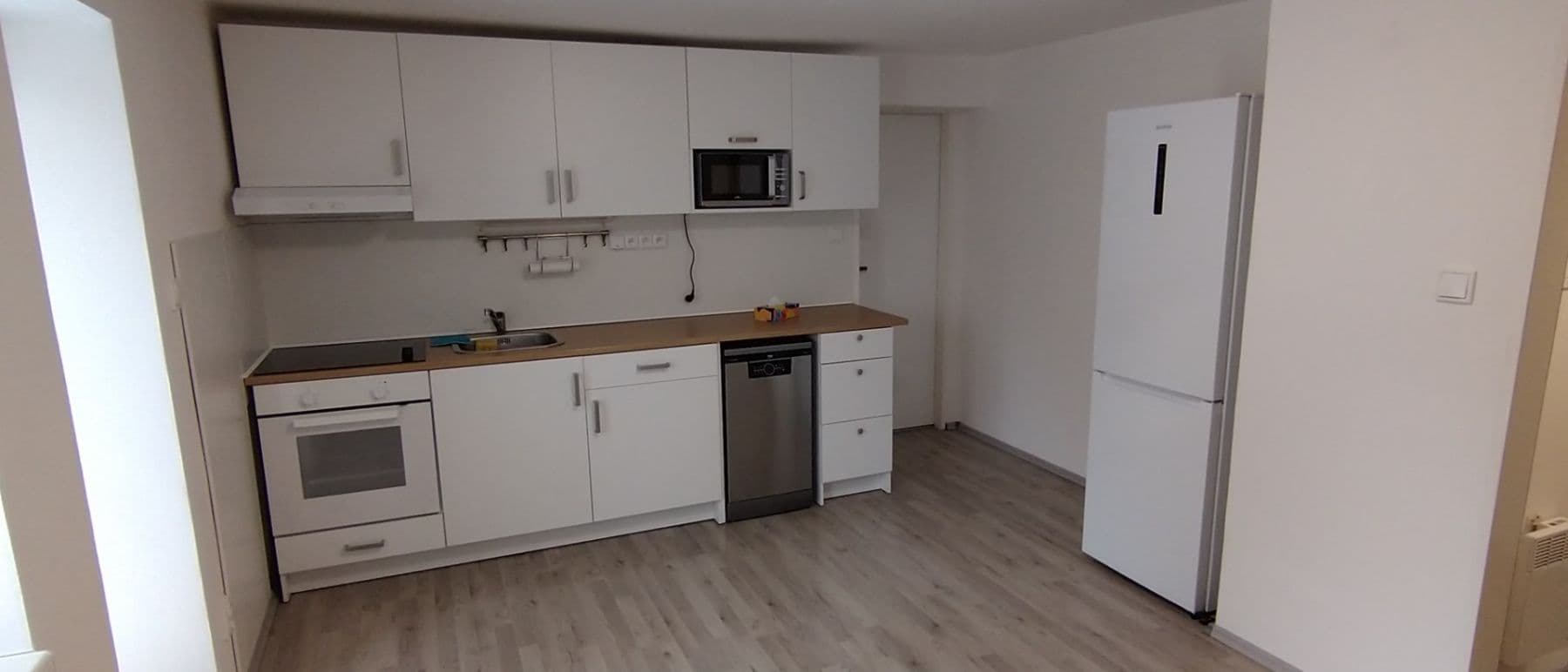 2 bedroom with open-plan kitchen flat to rent, 60 m², Horymírova, Ostrava, Moravskoslezský Region 2 bedroom with open-plan kitchen flat to rent, 60 m², Horymírova, Ostrava, Moravskoslezský Region