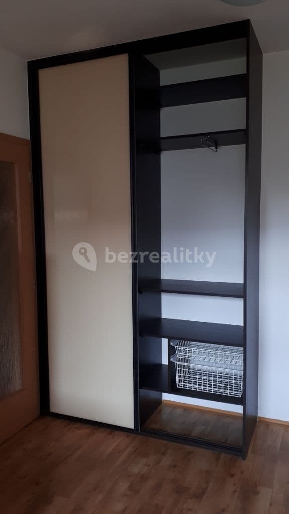 1 bedroom flat to rent, 36 m², Bellova, Brno, Jihomoravský Region 1 bedroom flat to rent, 36 m², Bellova, Brno, Jihomoravský Region