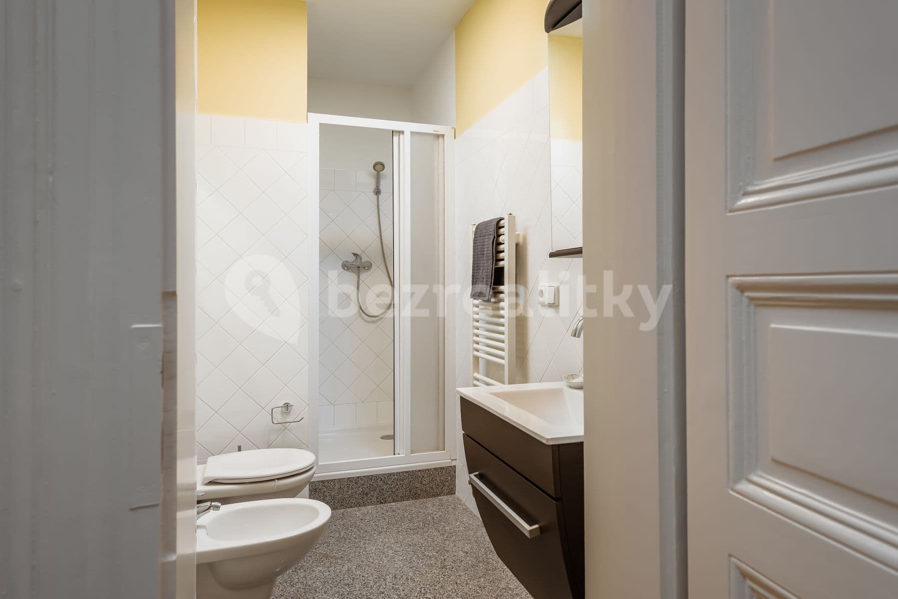 1 bedroom with open-plan kitchen flat to rent, 49 m², Řeznická, Prague, Prague 1 bedroom with open-plan kitchen flat to rent, 49 m², Řeznická, Prague, Prague