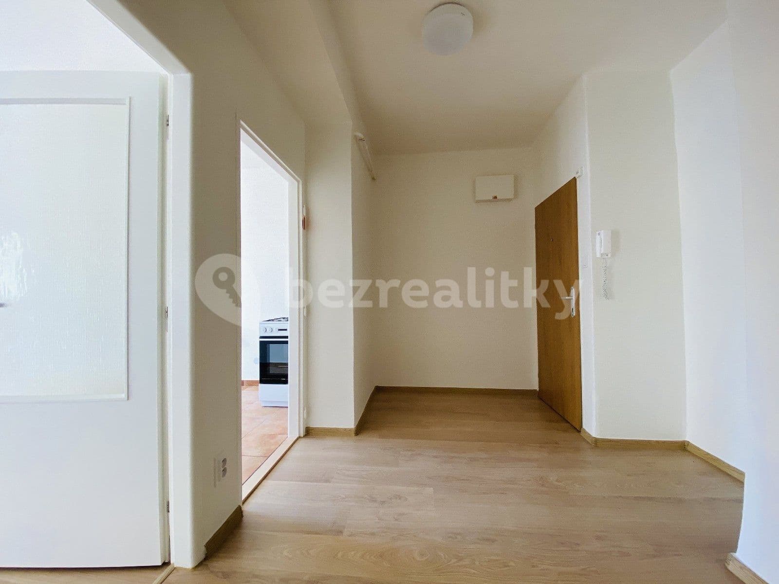 2 bedroom flat to rent, 57 m², Opavská, Ostrava, Moravskoslezský Region