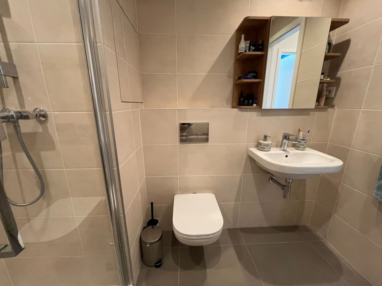 1 bedroom with open-plan kitchen flat to rent, 45 m², Karla Čapka, Unhošť, Středočeský Region 1 bedroom with open-plan kitchen flat to rent, 45 m², Karla Čapka, Unhošť, Středočeský Region