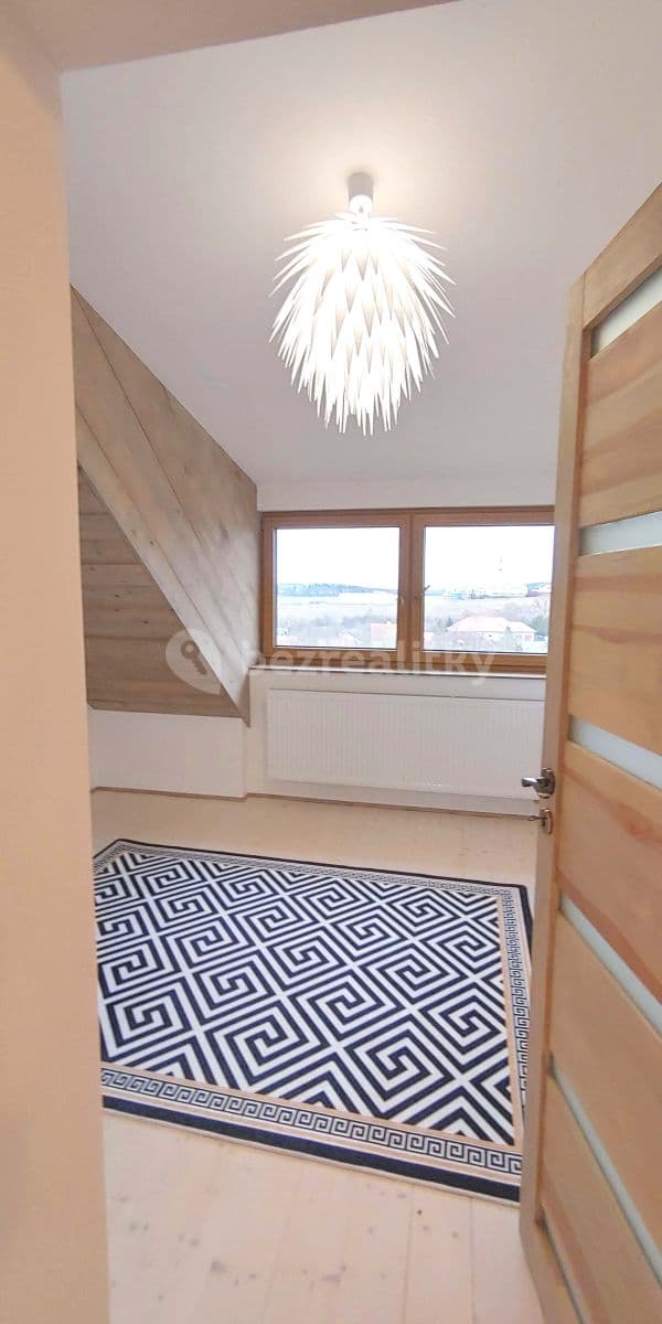 house to rent, 224 m², Dolejší, Kosoř, Středočeský Region house to rent, 224 m², Dolejší, Kosoř, Středočeský Region