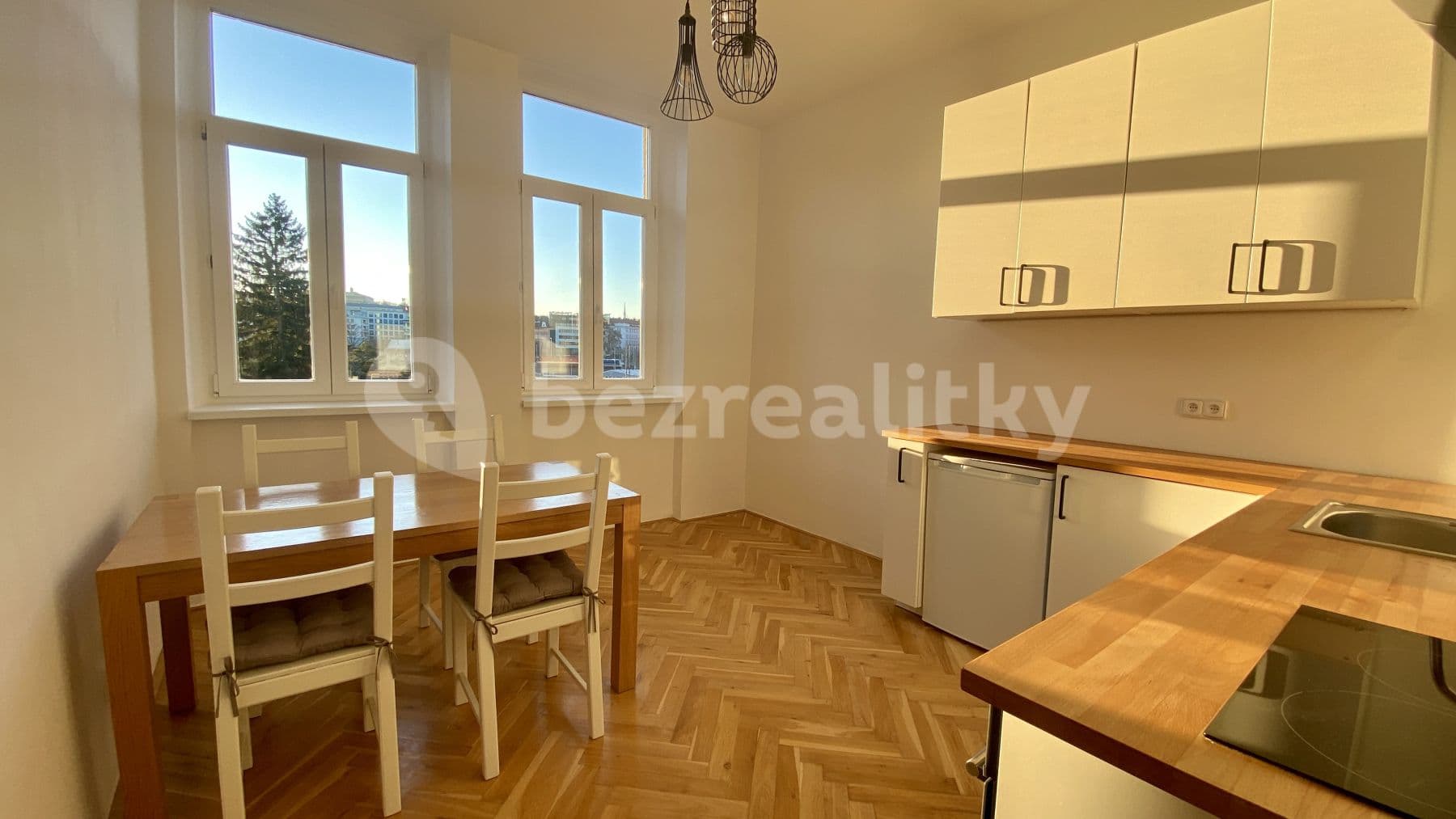1 bedroom with open-plan kitchen flat to rent, 50 m², Vlhká, Brno, Jihomoravský Region 1 bedroom with open-plan kitchen flat to rent, 50 m², Vlhká, Brno, Jihomoravský Region
