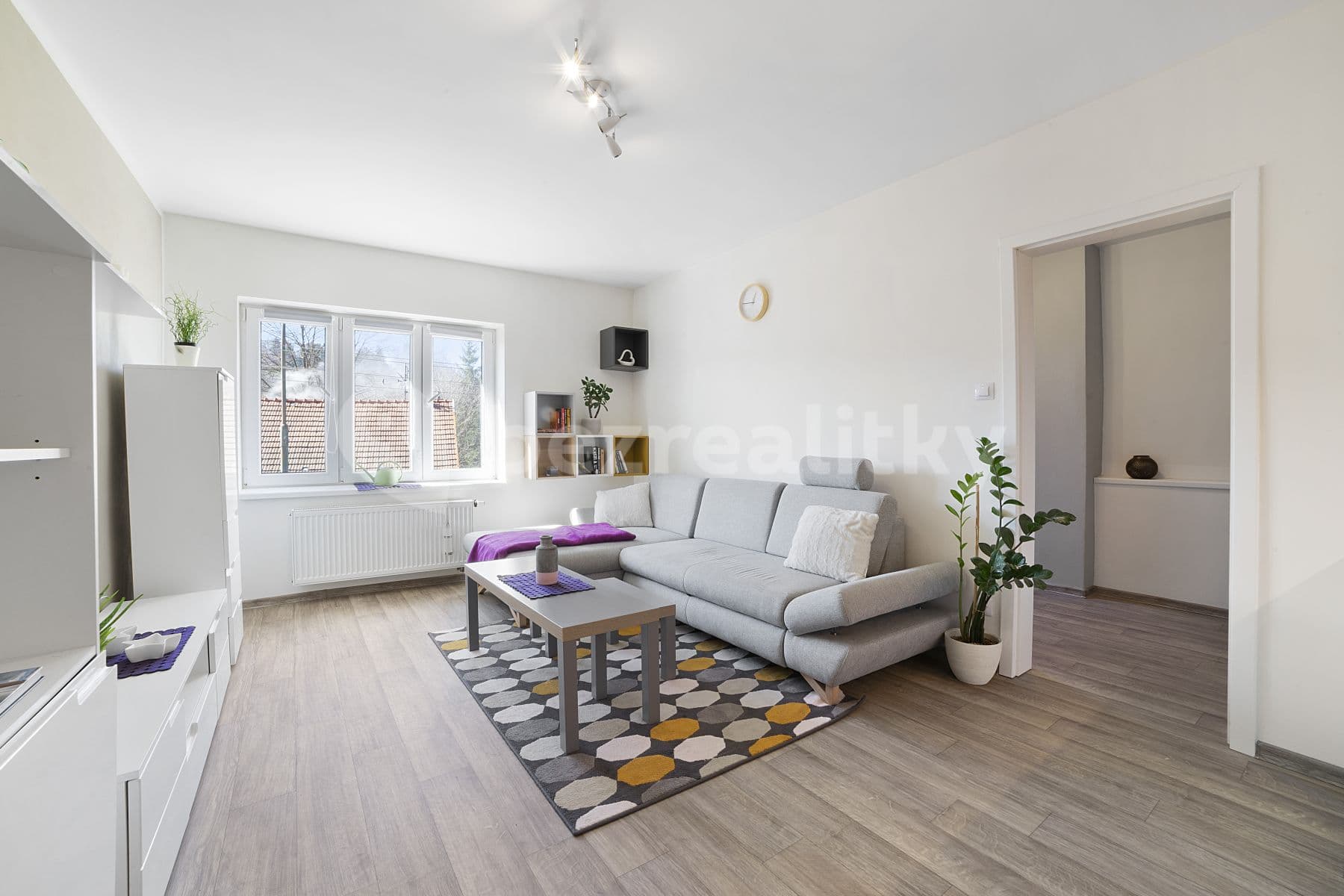 1 bedroom with open-plan kitchen flat to rent, 35 m², Ondřejovská, Mnichovice, Středočeský Region 1 bedroom with open-plan kitchen flat to rent, 35 m², Ondřejovská, Mnichovice, Středočeský Region