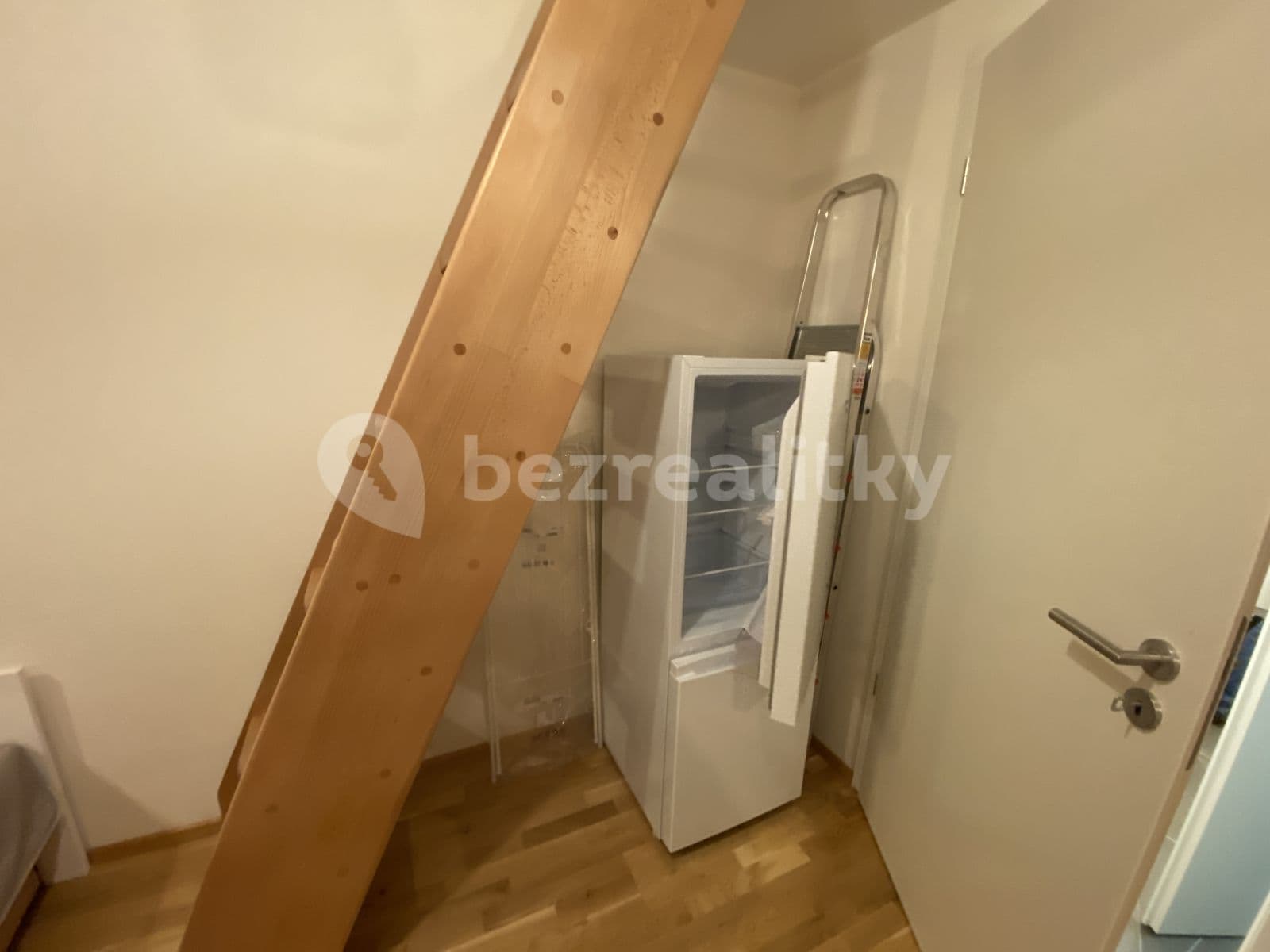 Studio flat to rent, 30 m², Legerova, Prague, Prague Studio flat to rent, 30 m², Legerova, Prague, Prague