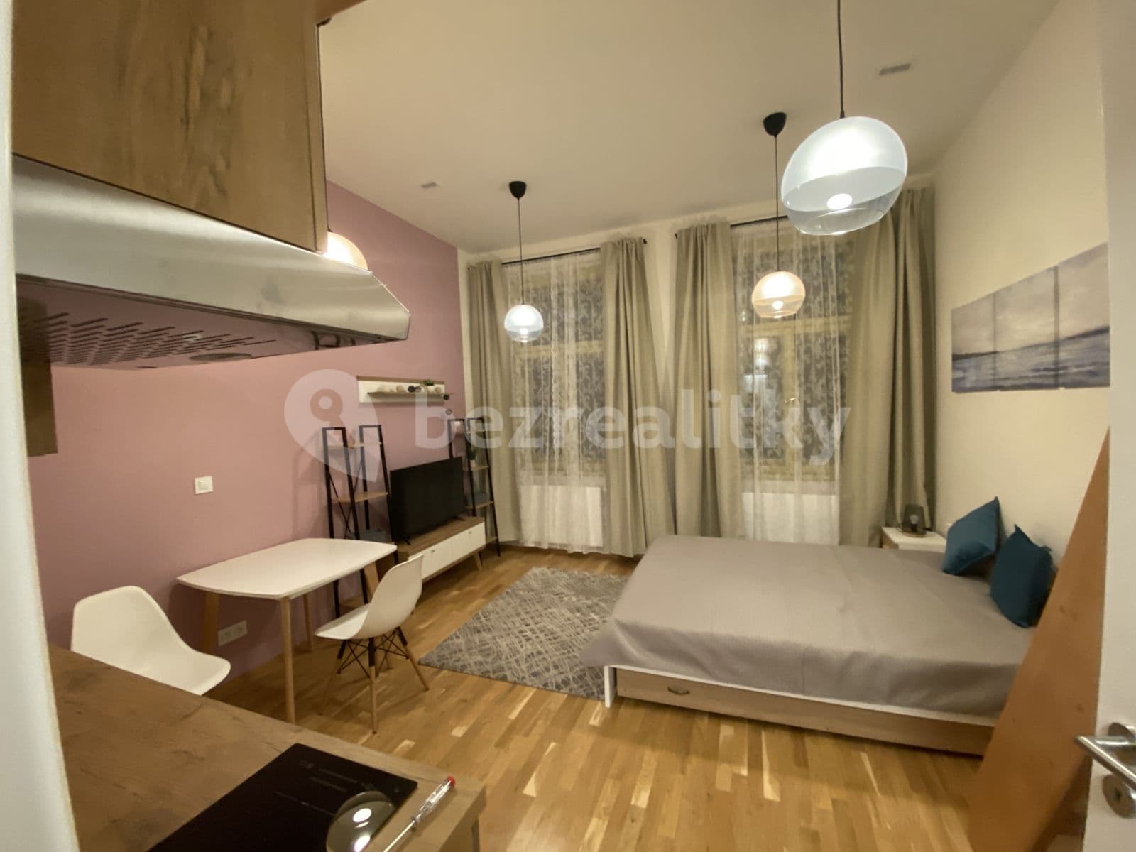 Studio flat to rent, 30 m², Legerova, Prague, Prague Studio flat to rent, 30 m², Legerova, Prague, Prague